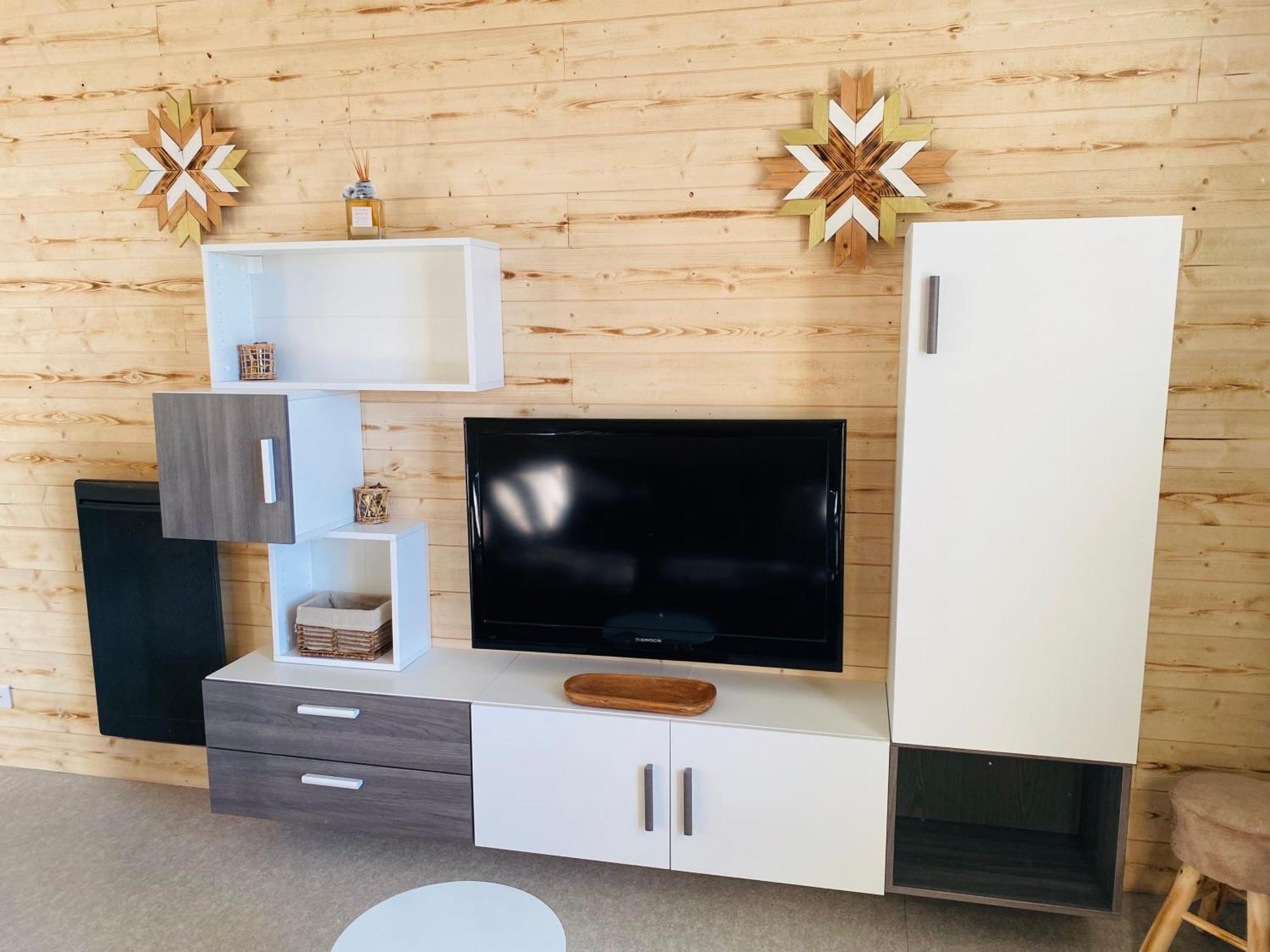 Appartement, Vue Panoramique Avec Terrasse, Parking, Aux Apartment
