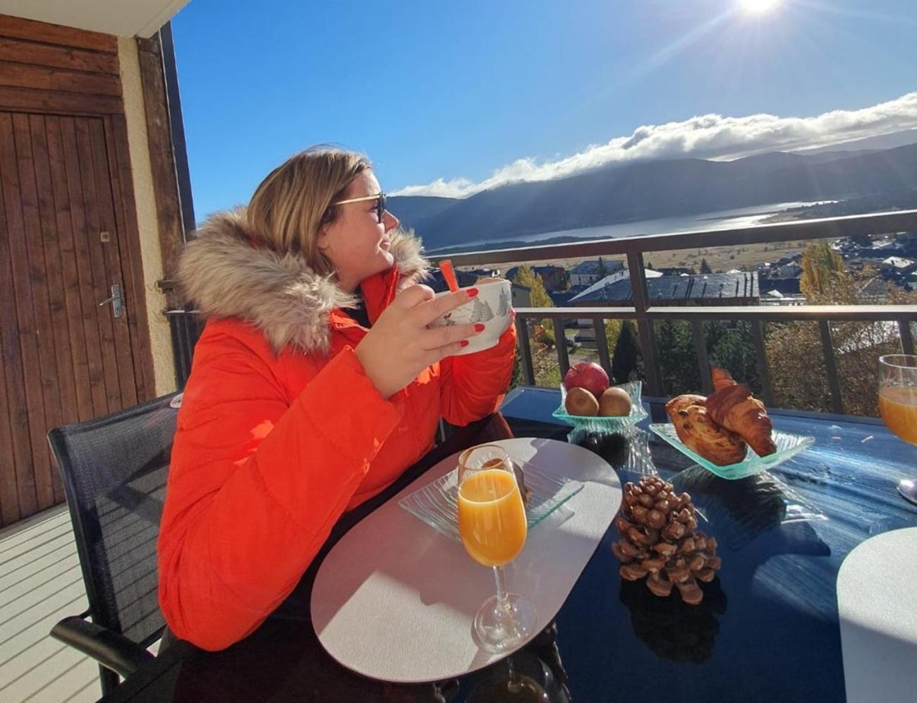 Appartement, Vue Panoramique Avec Terrasse, Parking, Aux Les Angles (Pyrenees-Orientales)